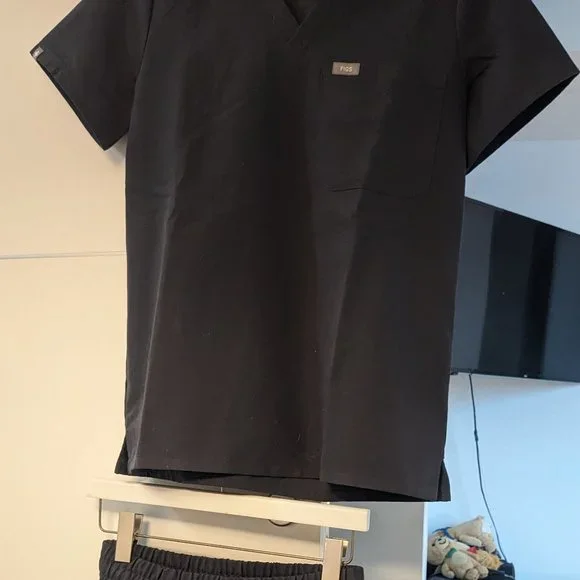 Figs Scrub Set - Picture 2 of 3